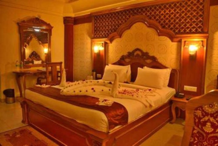 NRS Royal Palace gallery image 2