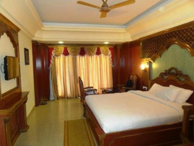 NRS Royal Palace gallery image 3