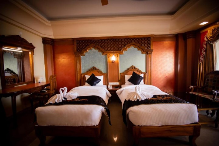 NRS Royal Palace gallery image 4