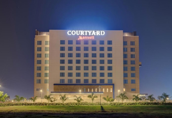 Courtyard by Marriott Surat gallery image 1