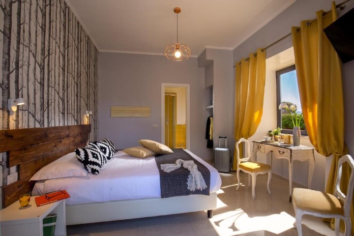 Urban Garden Hotel gallery image 1