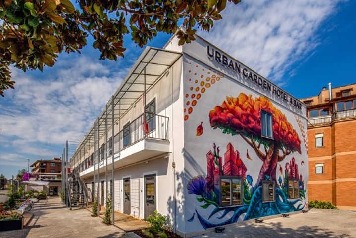 Urban Garden Hotel gallery image 4
