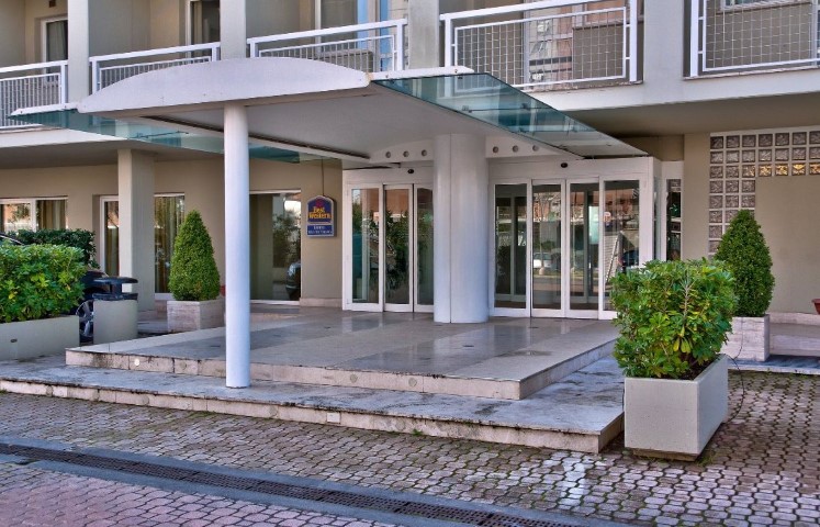 Hotel Roma Tor Vergata gallery image 1