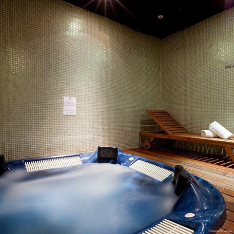 Hotel Nuevo Madrid gallery image 3