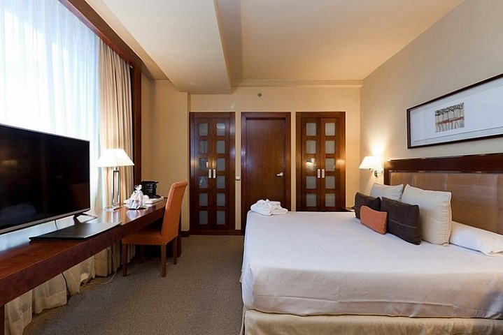 Hotel Nuevo Madrid gallery image 4