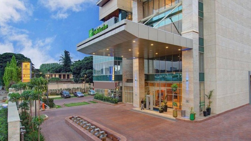 Holiday Inn Bengaluru Racecourse, an IHG Hotel gallery image 1