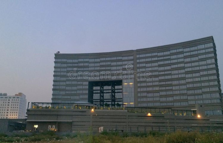 Novotel Kolkata - Hotel &amp; Residences gallery image 1