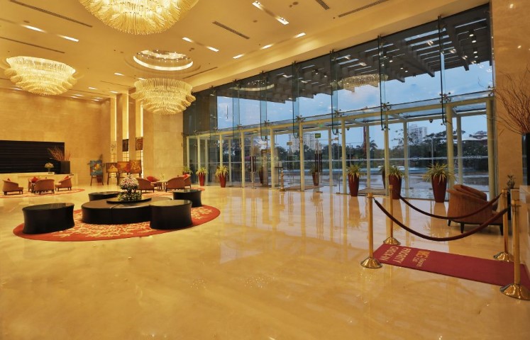 Crowne Plaza Kochi gallery image 3