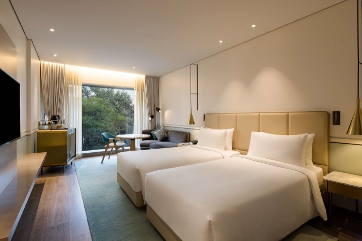 Radisson Blu Mumbai International Airport gallery image 2