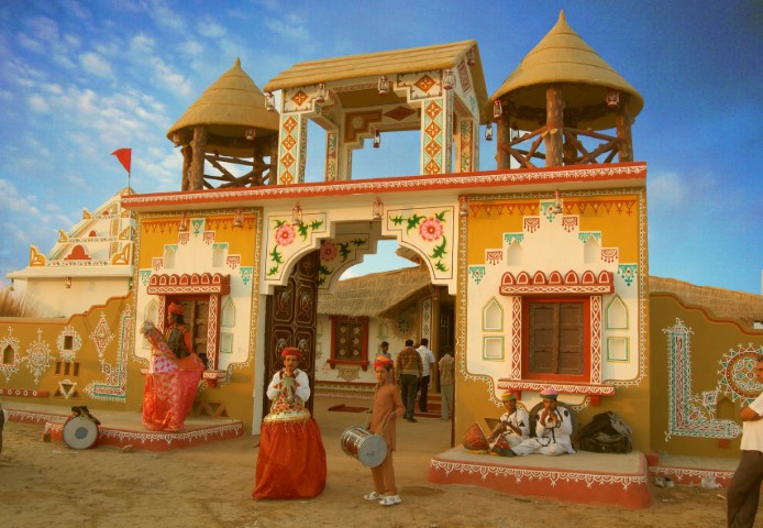 CHOWKI DHANI PALACE IN DESERT CAMP - Jaisalmer gallery image 2