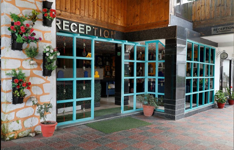HOTEL LIMEWOOD - Nainital gallery image 1